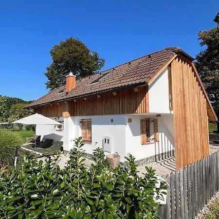 House-tanjevica *
